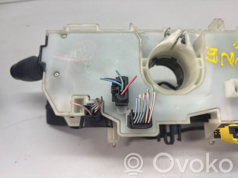 88c1922657cc65fc4806da7bd1523841-81d62f0199414c846206b8df441e10b3_wiper_turn_signal_indicator_stalk_switch