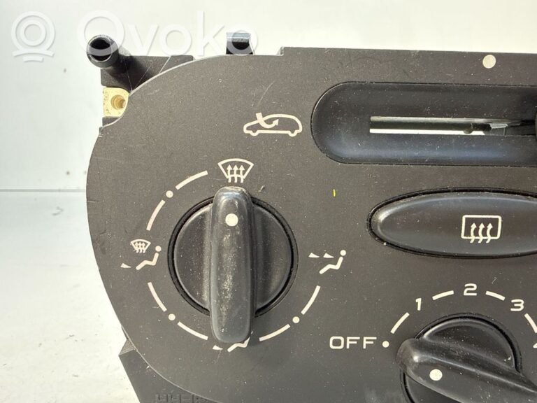 8925be355af97875778c79978814078f-e41a4bc2094c80d3d08aaee5f666cc15_climate_control_unit