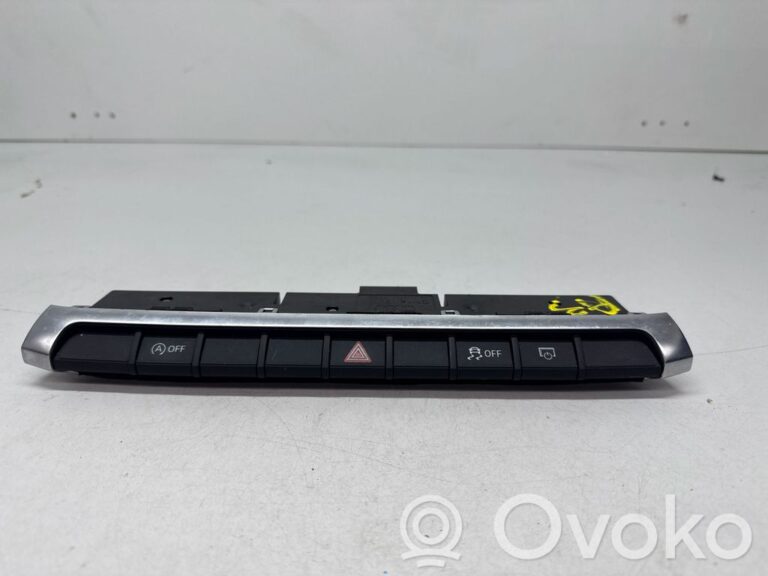 8a1ede0a90d4a72535352c904b124bad-9e03691288ff6faf63288d0b8f57698c_hazard_light_switch