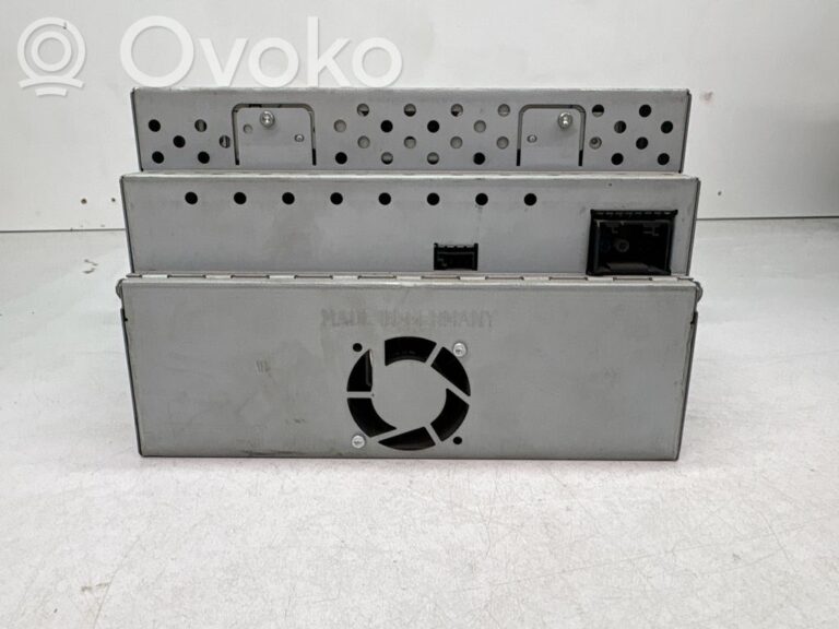 8b05abeddaf32c367007df2f7c84c86e-d5eafc3ff1e875093d9b95e52417ee35_radio_cd_dvd_gps_head_unit