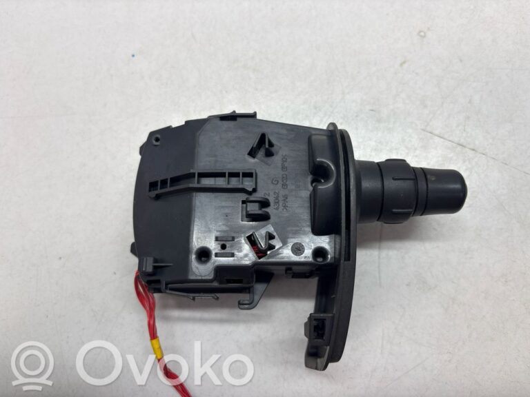 8b51017c69b03202e080fef4fad9b49d-d74b0f85993e64ea2f38b73b167c0060_wiper_turn_signal_indicator_stalk_switch