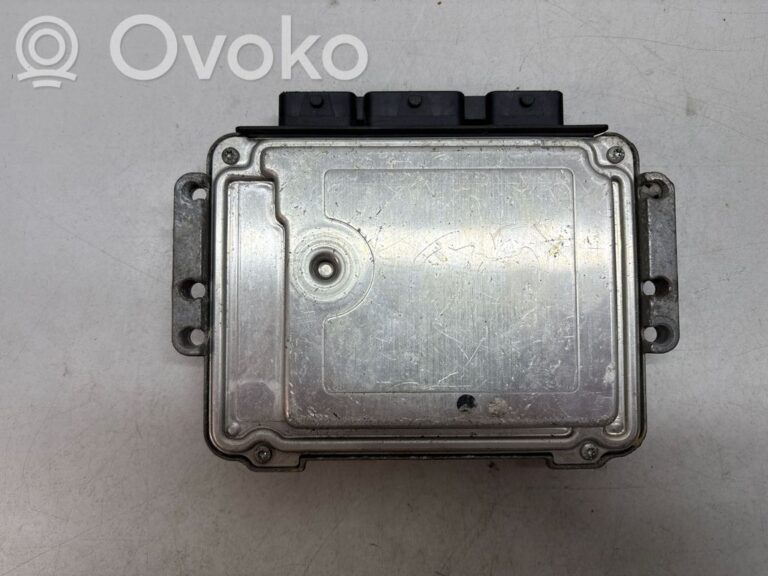 8b9be1fdd26fb76d5b43a2745d9f7a96-15fa60373d1f972ebdcefdd1601ba673_engine_control_unit_module