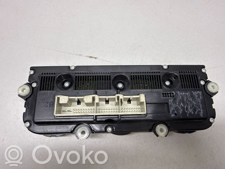 8d11e05672da9a7cebaa2c3c9b7f87f2-0bf38df1e10747a3f67aedea0926093e_climate_control_unit