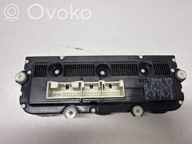 8d11e05672da9a7cebaa2c3c9b7f87f2-0bf38df1e10747a3f67aedea0926093e_climate_control_unit