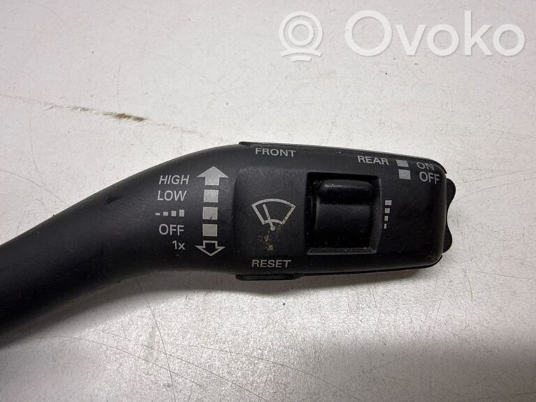 8def9e56e26ea0ca7b59cdf01e75e480-74a4901220cc8cc3b4bf40a8038e5ea4_wiper_control_stalk