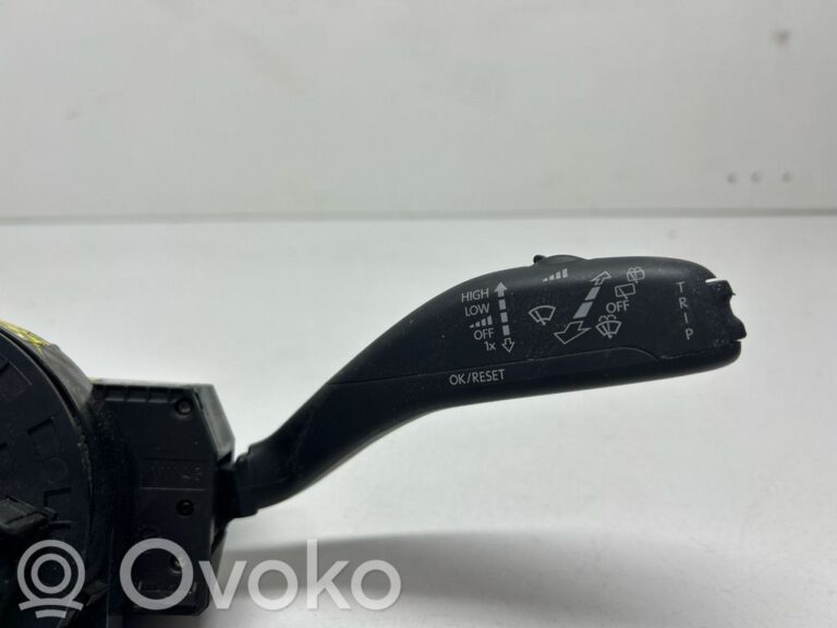 8f26309a0aef6717e1ae5485cd9b50e4-ad7406c424e527718b2ab5d9c75d23f5_wiper_turn_signal_indicator_stalk_switch