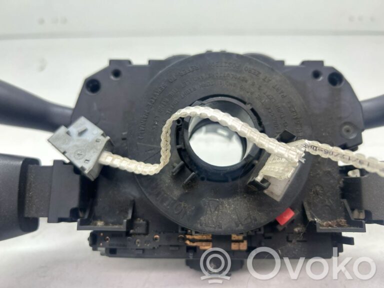 8f41970576405d7c86c4062297e0d12c-833dd5b87eeaac807f6d554f6d5fec4f_wiper_control_stalk