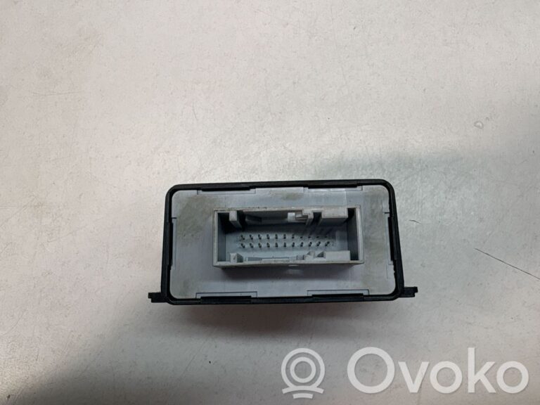 8f7ceecbb8db4d7cca11af4d54cd09c0-29e7896dd50236066f8fe85c8672e8d8_light_module_lcm