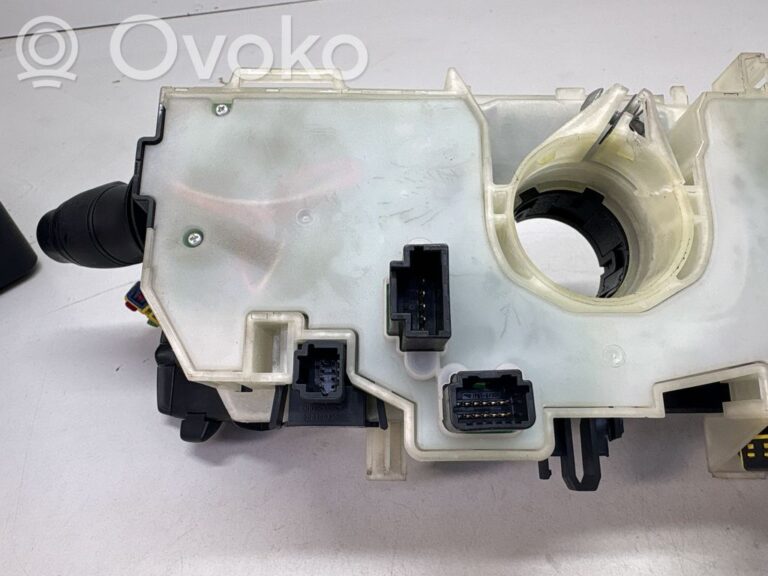 900b842ee6eeaecbf6854ccddf2b6a2f-9b34e58e62455fea35d5afb1ea28d88c_wiper_turn_signal_indicator_stalk_switch