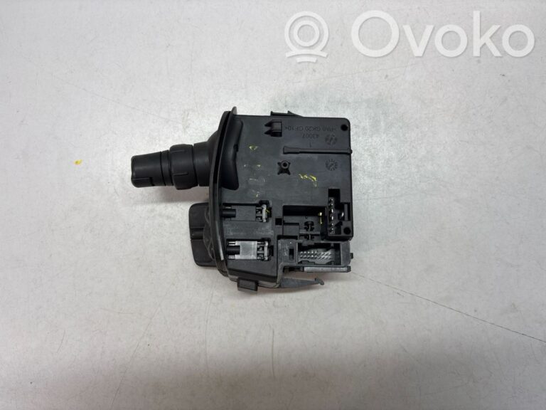 94d8454eb0b53d1b746444881c23b087-e4d4e3532c08a54af7e00b15767f87c3_wiper_control_stalk