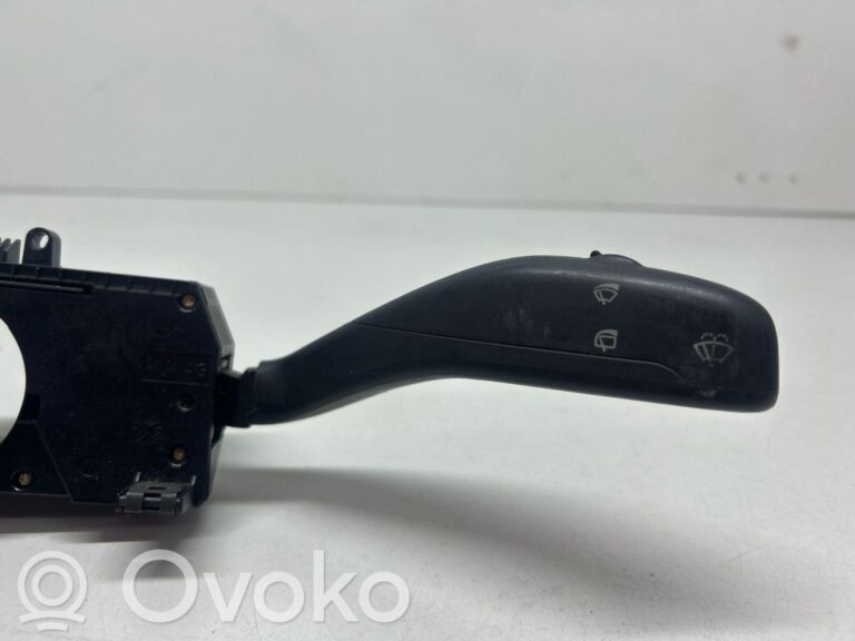 956d79936815d9c821403bb08020bf2e-9e6454efc9bc687942775b3be7f3fc8f_wiper_turn_signal_indicator_stalk_switch