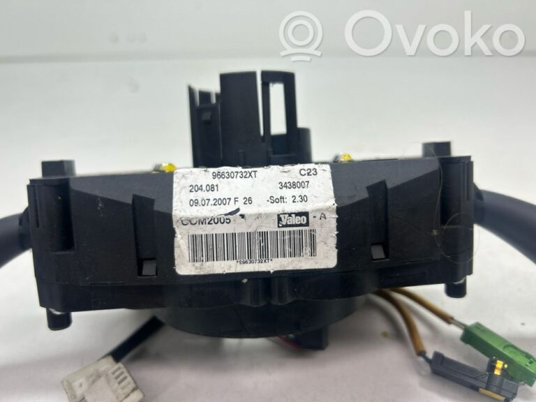 958a2dcc73daf574320ab91dab9e3cb3-66601c3c5d7ceae3ee314e78eee7421a_multifunctional_control_switch_knob