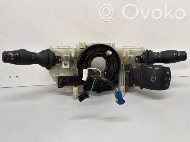 9763c68cd801175047a7ee5ce2fa9826-56137b3f343b42e5a701e4b304c67c3e_wiper_turn_signal_indicator_stalk_switch