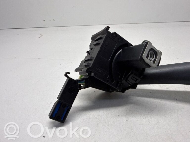 97b048a785fd68f89f8e9b1ee839db4c-0ed81cb5b852bf4588f331a76e0d13d6_wiper_control_stalk