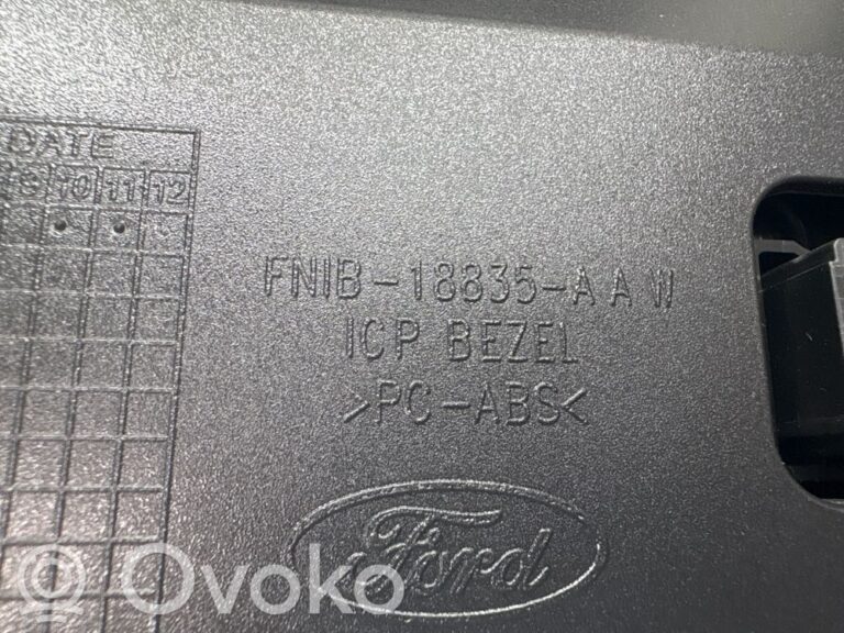 992aca9a3ef7b18597a444cf43c2801a-f4d5ce14eaa7404a20ba5c060b218576_dash_center_air_vent_grill