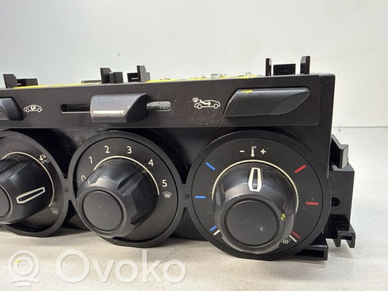 9aa2992752fb0873e993db8e6fd101a9-c6b37bdf162d5669b3abca9e111bb2c6_climate_control_unit