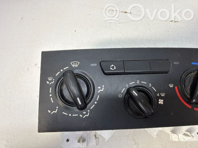 9b59764527d3770fc41deb089bfd989e-3aa878e8202ca7b8a7a0c6c729cadc95_climate_control_unit