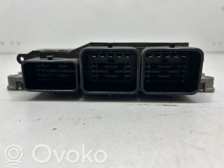 9b5e52148bbfd977e59ce540e39f7255-8502448e17f5cb54951311724e0595f9_engine_control_unit_module