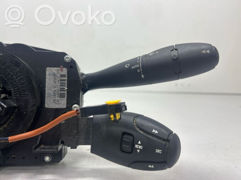 9b65e0b517c800e78e9b03da9204153d-4dd44462dd480580daf7ccebf97b18fd_light_switch