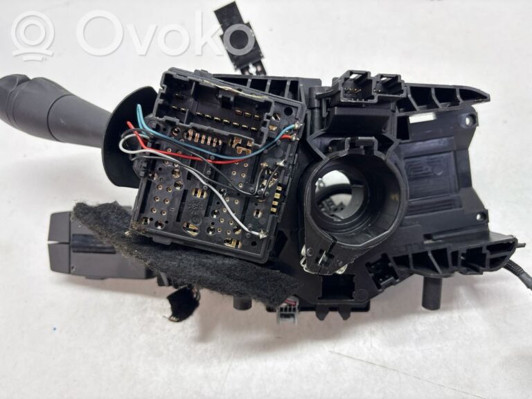 9b6f0e1bf8e440123c3b29137d56aee0-1a167460c06e7f41f60fa419ae6f3061_wiper_control_stalk