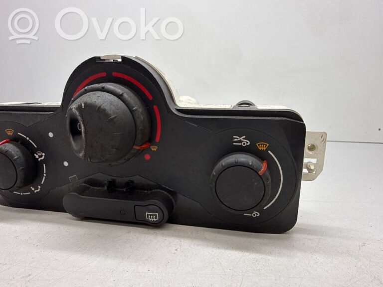 9c161f16466afe3c9fbeef395e503afd-cd6dc8aa18ea3fbf8470f1746d6d8cd8_climate_control_unit