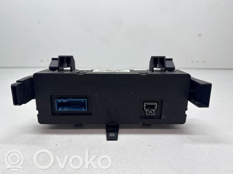 9c412fc14bdd3cd240da5ceaf3390913-6bae888c8c4daa88aa3d0902fd7a3aed_climate_control_unit