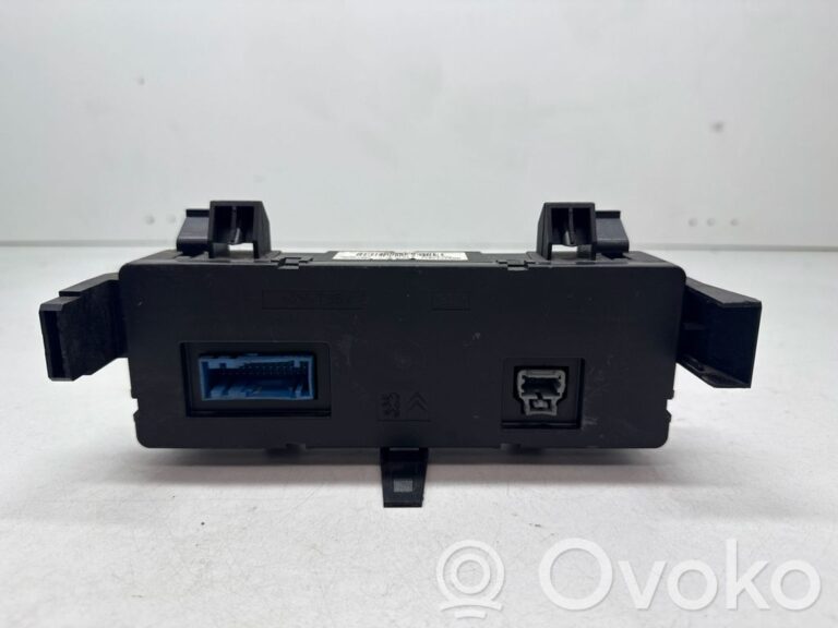 9c412fc14bdd3cd240da5ceaf3390913-6bae888c8c4daa88aa3d0902fd7a3aed_climate_control_unit