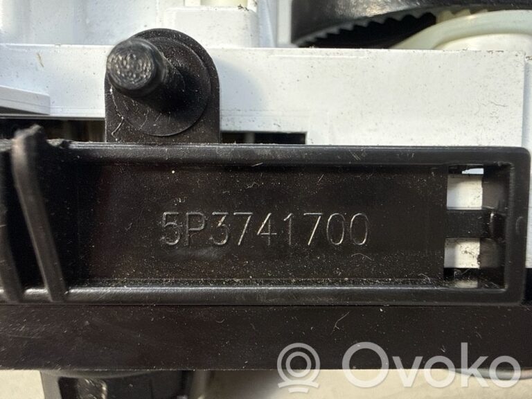 9ca98a73710a490fc6f147065939e330-8d34083af1bb6a70f377ce89c06abdee_climate_control_unit