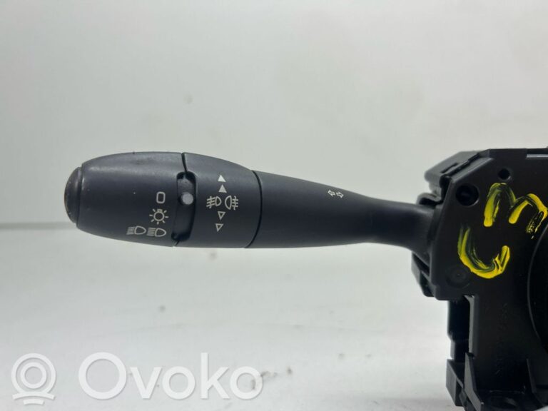 9d54b04a36e59e4f138ef00a924f4f7c-abace27198ef61859402599a2c53c0c1_wiper_turn_signal_indicator_stalk_switch