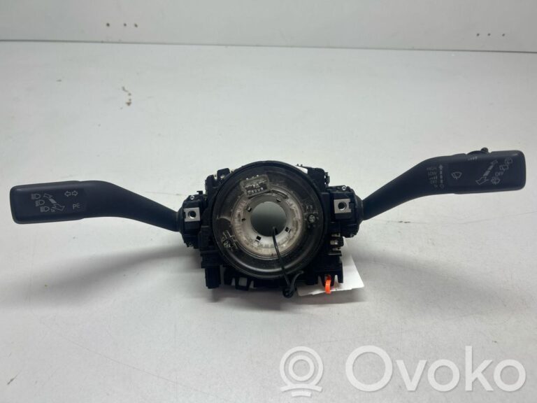 9db09185cf3508fe2a5cb4c84e206561-ebb6858249707c68916b0cd11a82121e_wiper_turn_signal_indicator_stalk_switch