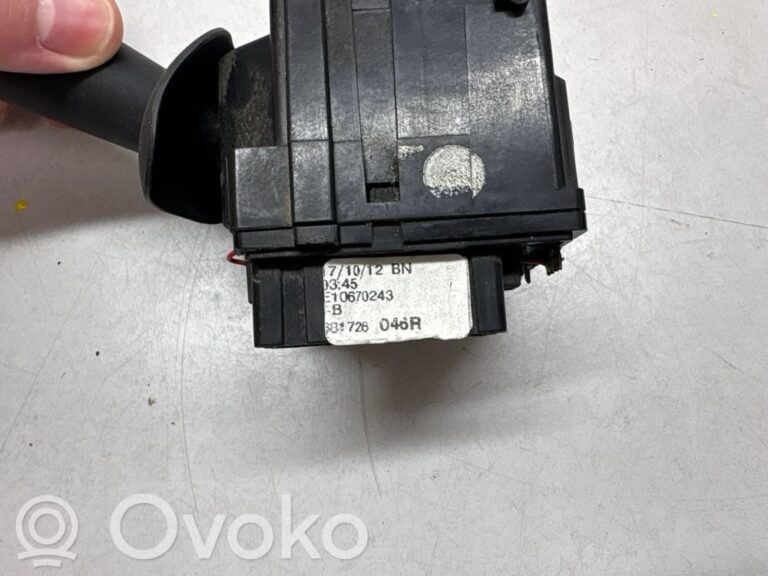a0e6d6450e28580a1280554631260fe5-20be23ea57fc4d97dd9be89679ee868b_wiper_switch