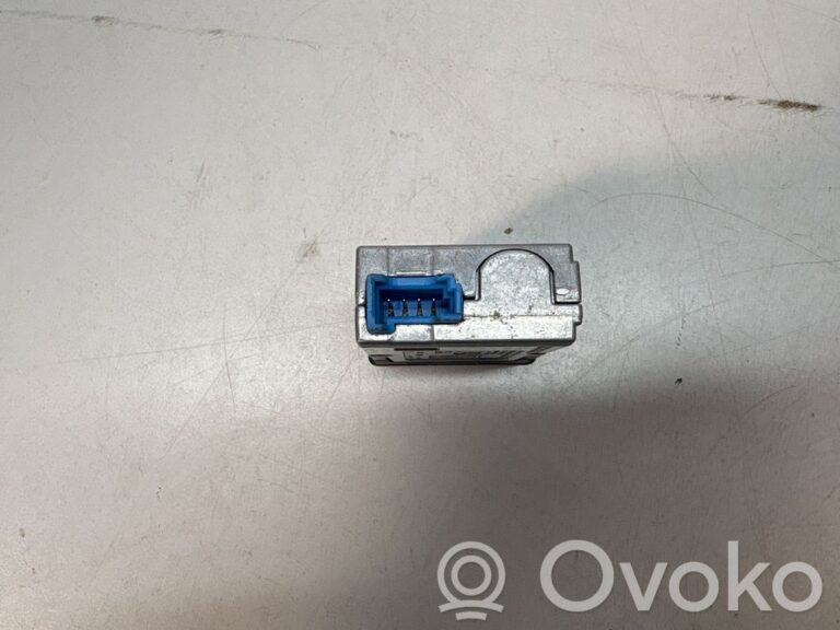 a11a895ec46d43e7720e9f49a0eac917-6396146f0aa3ebb3e45c5d02a33cd035_usb_control_unit