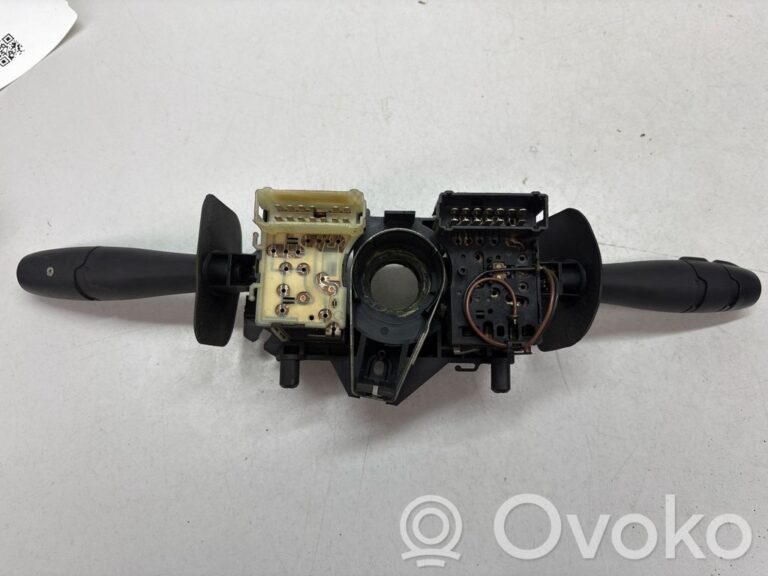 a2d49c385b786ea45a9887e9de58b83d-14183b26a75f870fc6973b5973e25f9d_wiper_control_stalk