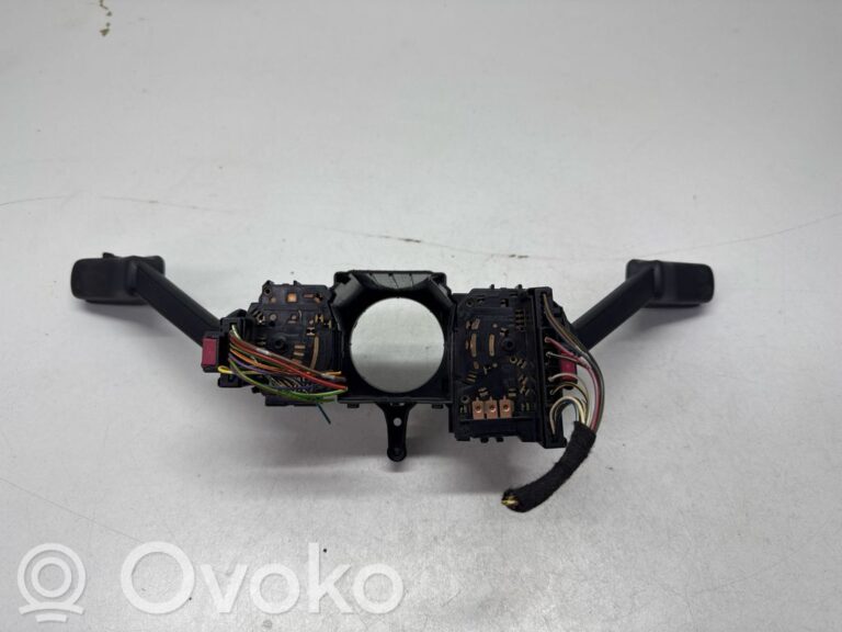 a42434f490fd4091d80310f2c329ae9c-6375667430e1ff782477e041f35fc0be_wiper_turn_signal_indicator_stalk_switch