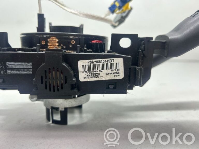 a530bfa1ede00d6da4bd63c1da5b4ab3-fb77f4cd0932bc5513303a181742c1c3_light_switch