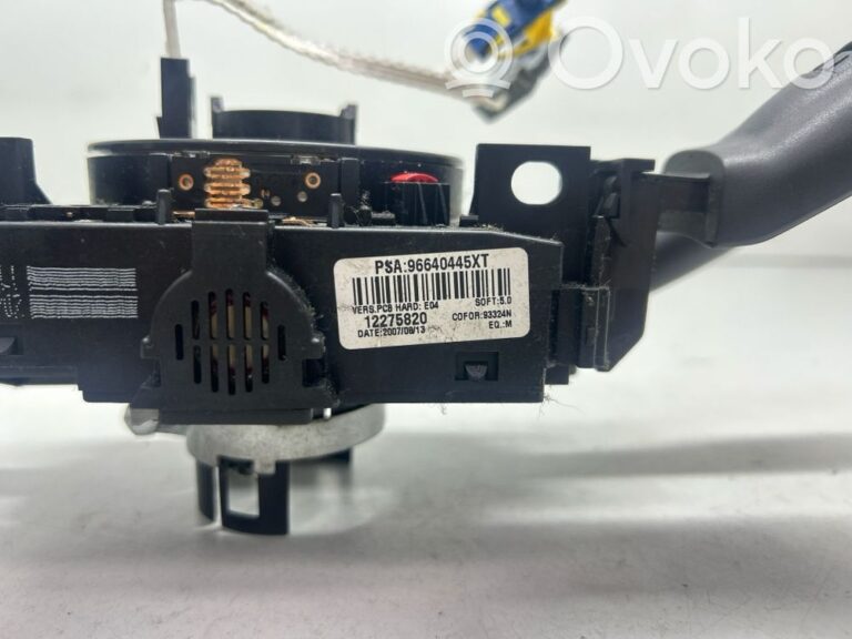 a530bfa1ede00d6da4bd63c1da5b4ab3-fb77f4cd0932bc5513303a181742c1c3_light_switch