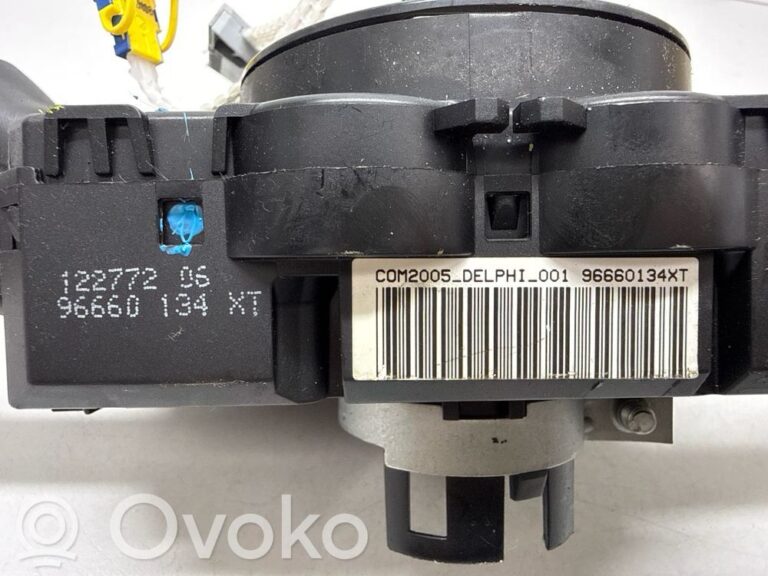 a67c74d35a1e6d6ff5f4adb29cb6cee6-8052a51c41a3aa784c4c543a3d48e68f_wiper_turn_signal_indicator_stalk_switch