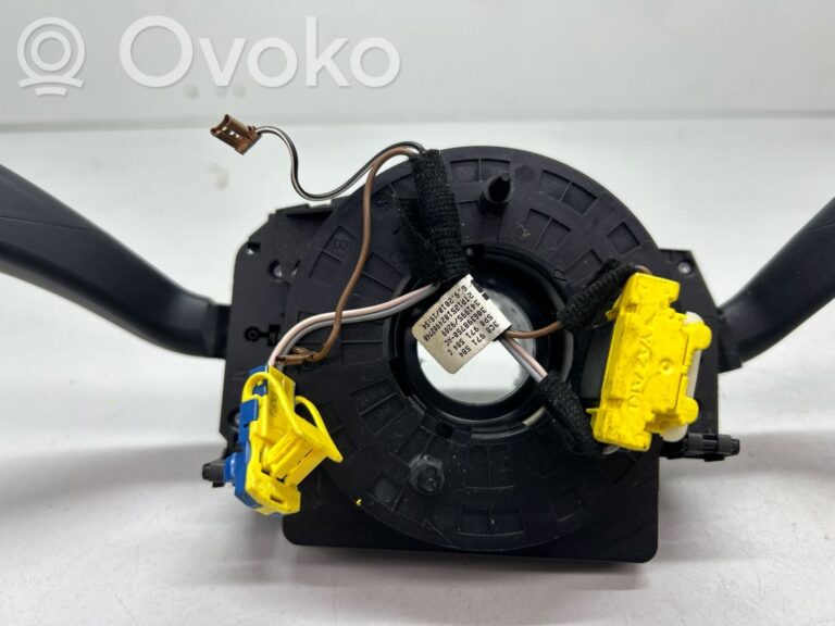 a6f49a947dbd7afdf332d7021c590ff3-volkswagen_polo_v_6r_wiper_turn_signal_indicator_stalk_switch