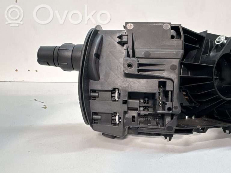 a72777d7c618bd8b1dc17570fa0b0aaf-9352e9e0d2231ec3b11abd2220efeea2_wiper_turn_signal_indicator_stalk_switch