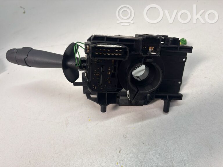 aa511f1aa47c6ed676d6076945e7d327-8159fddd306ba4bded3eaf6c20b40ca3_wiper_control_stalk