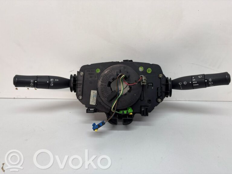 aa55a24cb827fe966b5f46346fce902c-03957ff27b3f631e356c3318b10503ac_wiper_turn_signal_indicator_stalk_switch