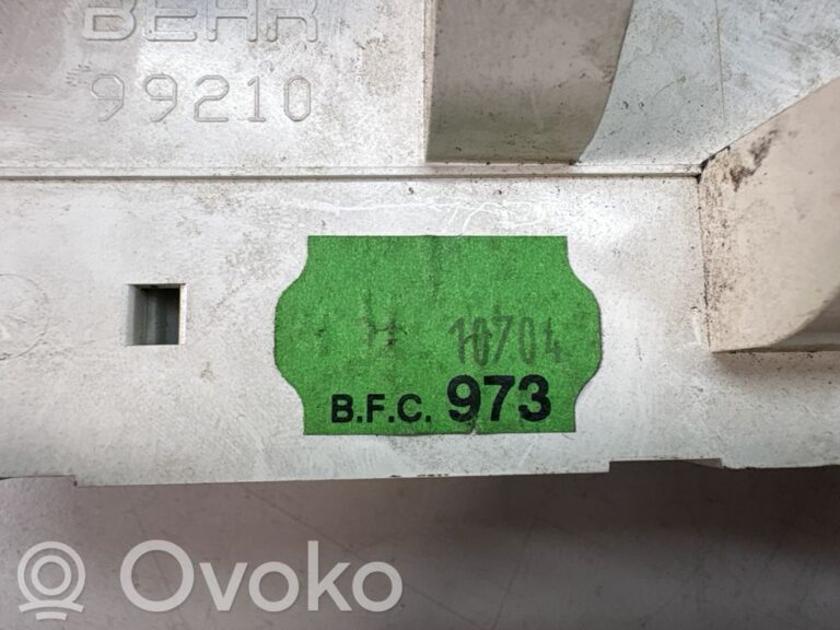 aa8ea3df2b55ee1cd95466ccfa3f29a5-14965dc3a04d4a0d72e9209855b456bf_climate_control_unit