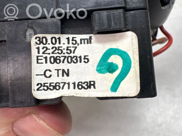 aa9c6b21d0364c641f8f73b8b6032885-2152fa40eec6e9f21f575325442a3fb5_wiper_control_stalk
