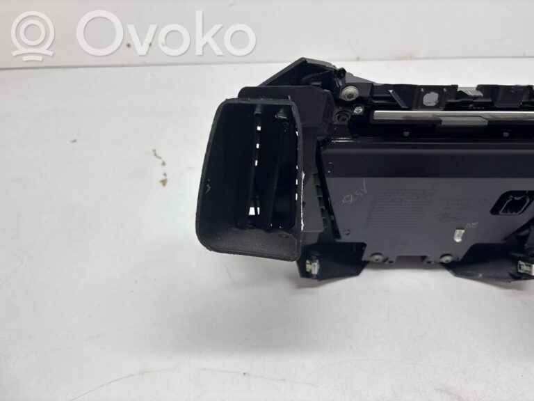 aae5c34cdd24b426e49e9db8e9b97b0d-89a5fb01d139b217c2425e31b4eec589_radio_gps_head_unit_trim