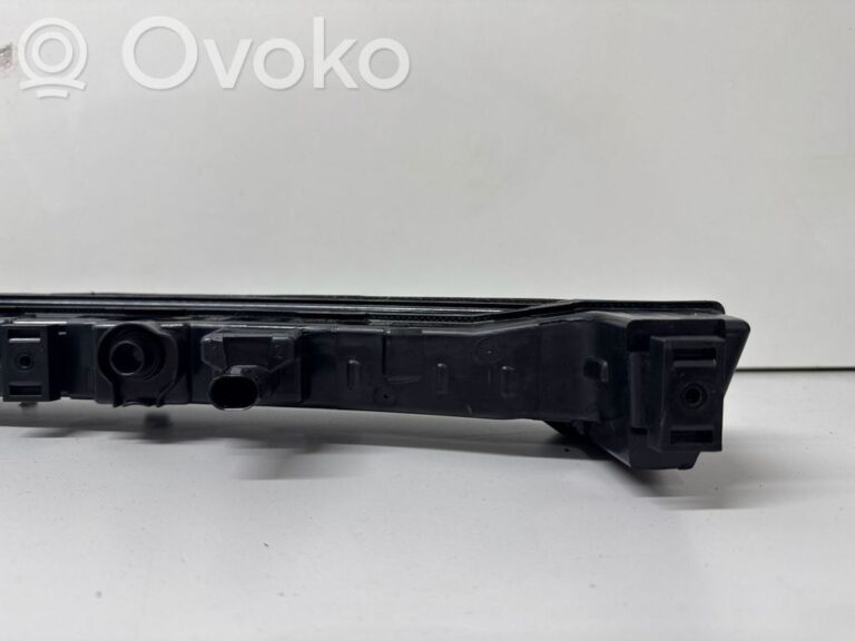 ab2f2064037940e1cf121e89a76d9e17-d07cad3b2ba1caa7495067f06d3f7f37_headlight_headlamp