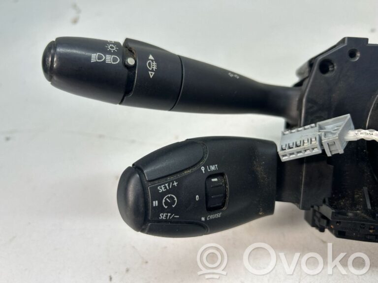 abd9322b2c3bd7c30c486a8e9fc540bc-da7f09b2e6433e2a8b68b8c7bbf89c3e_wiper_turn_signal_indicator_stalk_switch