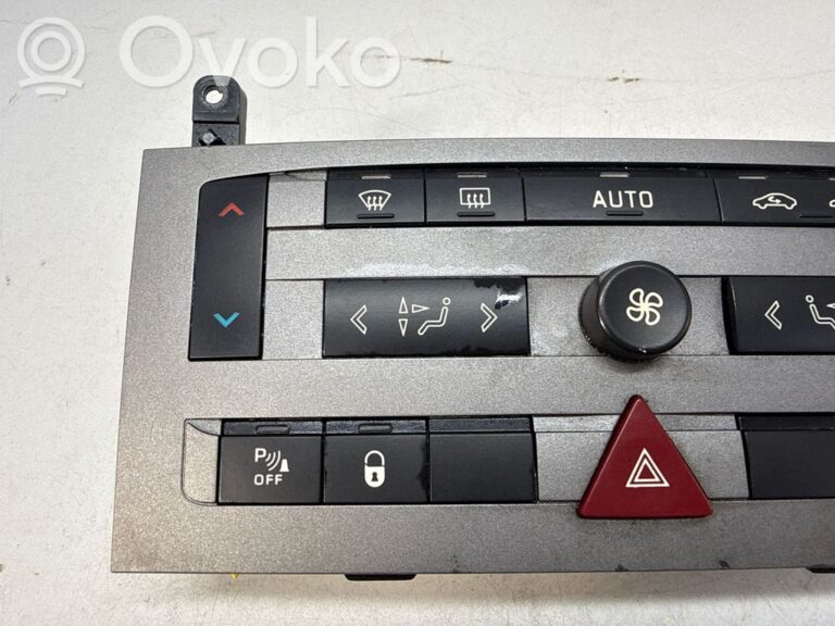 ac22d31ec1dcfbbbe559857b6390c222-db674127b2fb48cc5a92da4416680c88_climate_control_unit