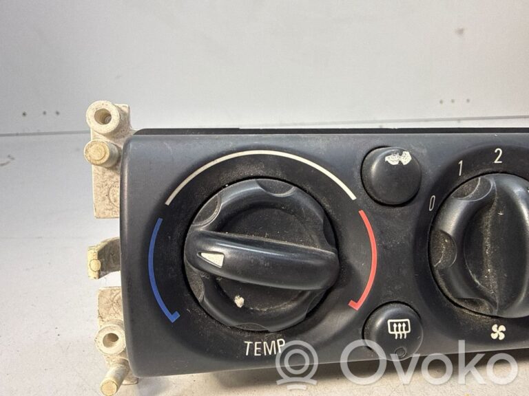 ac3aa61c022c266caa0955a7b3bfe1dd-3a661a39e4334c9f673c6055cc38d0f7_climate_control_unit