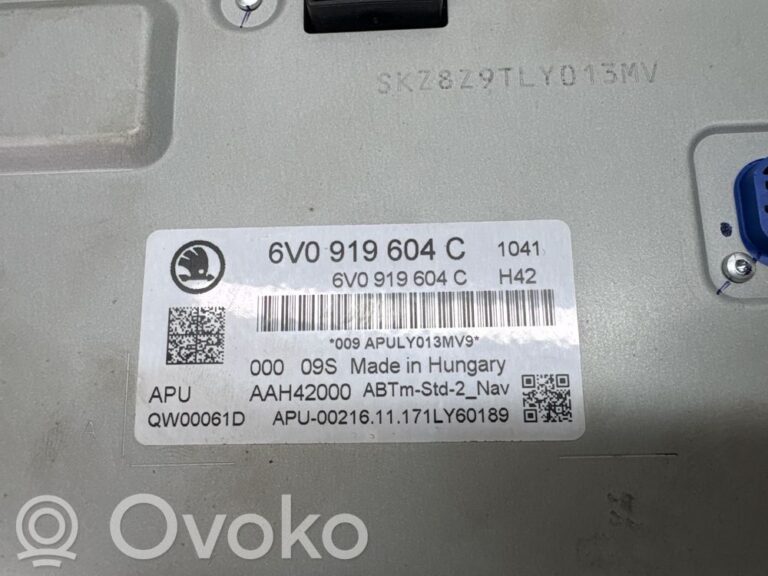 aeb98d9bc2aad7f54905ebe1b2551210-4390000000f9ac6e42b67ce5eb80f4dc_screen_display_small_screen