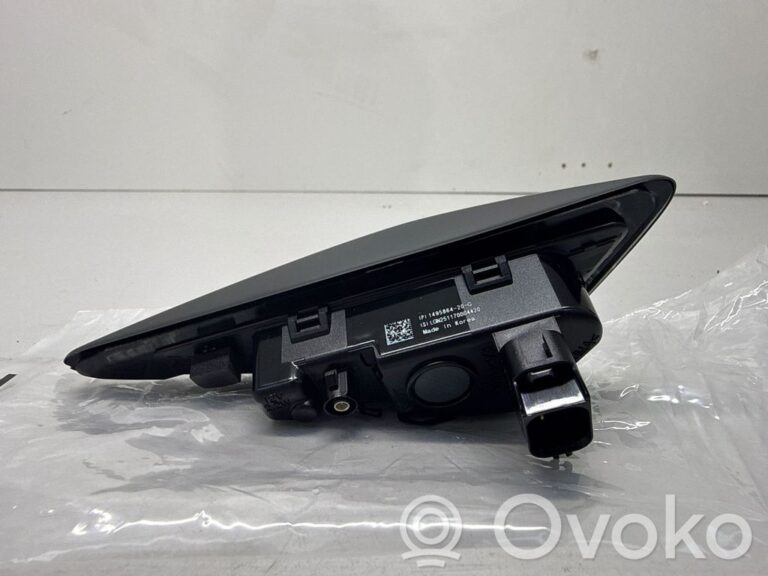 b03834cc195c9ca1ed58849ce3765aa4-823588539c103e5505ad47f8300918eb_side_fender_camera